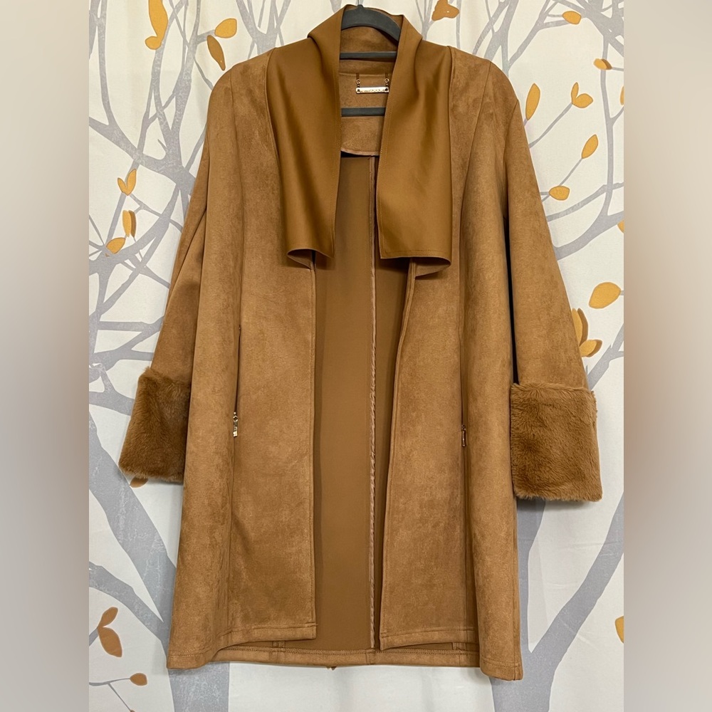 NWT T Tahari Women’s Coat